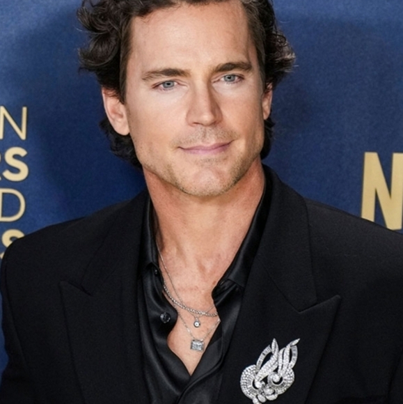 NAPIER Gold Tone Vintage 7 Sprig Flower Stem Bouquet Brooch Pin Faux Pearls EUC - Picture 15 of 16